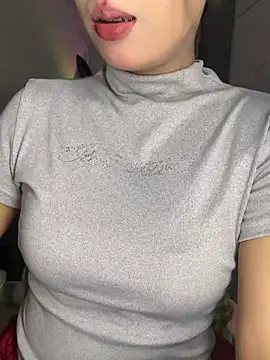 -KathySweet- online show from April 12, 2026, 5:23 am