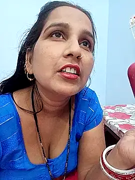 reemacouple007 online show from October 31, 2025, 7:09 am