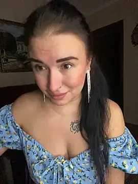 Snapshot of Roxana_Bell chatting on January 31, 2026, 7:11 pm Roxana Bell online show from January 31, 2026, 7:11 pm