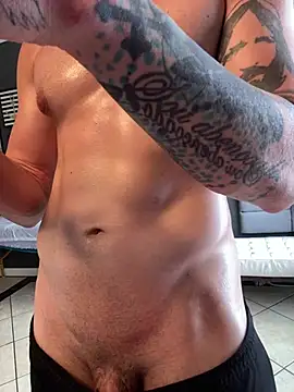 MachineDien online show from February 25, 2025, 3:16 pm