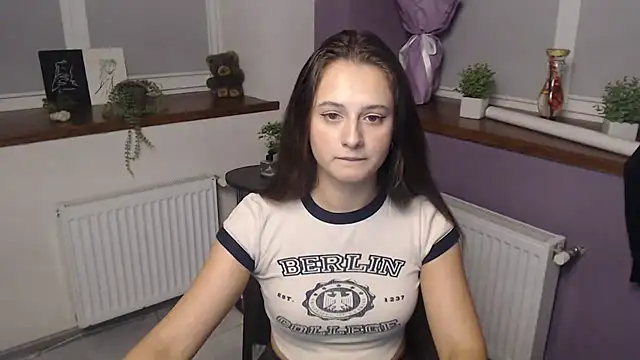 Caramel bunny online show from December 10, 2024, 2:06 pm