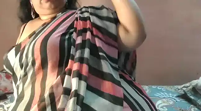 Ravina patil1 online show from January 15, 2025, 7:01 pm