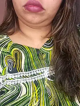 Ravina patil1 online show from January 28, 2025, 5:46 pm