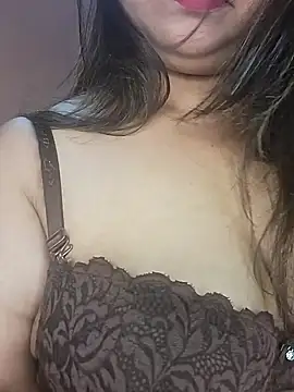 Ravina patil1 online show from February 12, 2025, 2:10 pm