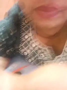 Ravina patil1 online show from October 3, 2025, 5:10 pm