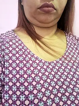 Ravina patil1 online show from April 8, 2026, 7:30 am