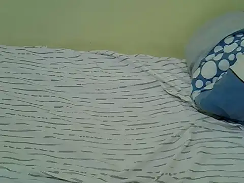 Snapshot of candililie chatting on October 8, 2025, 2:31 am candililie online show from October 8, 2025, 2:31 am