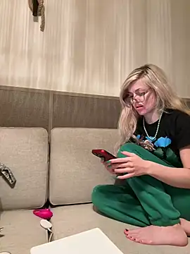 propertyofdaddy online show from March 17, 2025, 1:14 am