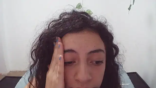 Snapshot of stephybrowm7 chatting on October 25, 2025, 4:35 pm stephybrowm7 online show from October 25, 2025, 4:35 pm