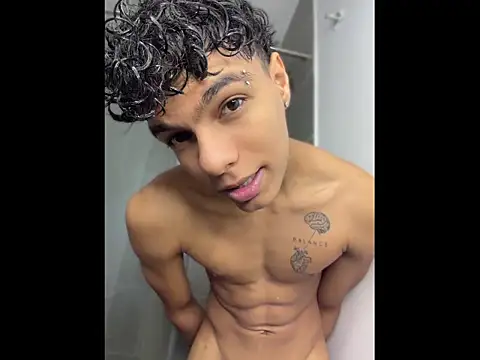 james dreams  online show from May 15, 2026, 11:12 pm