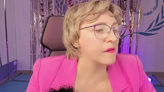 sugar vivien online show from February 26, 2025, 9:10 am