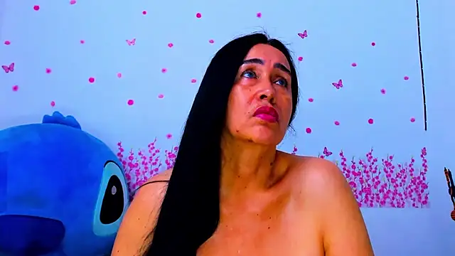Snapshot of HorniestMilf chatting on July 15, 2026, 9:20 pm HorniestMilf online show from July 15, 2026, 9:20 pm