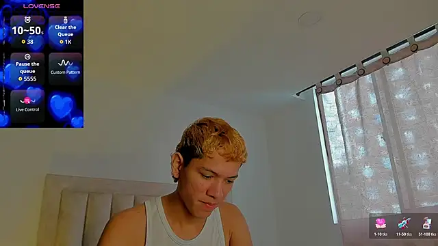 JulianRose 1 online show from November 9, 2025, 1:09 pm