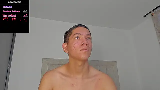 JulianRose 1 online show from February 3, 2026, 11:15 am