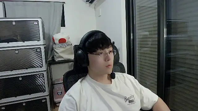 Tkcqcc online show from December 20, 2025, 12:45 pm