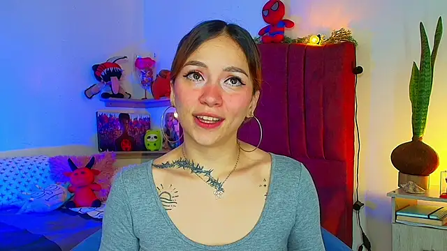 alisson zafiro  online show from March 9, 2026, 3:10 am