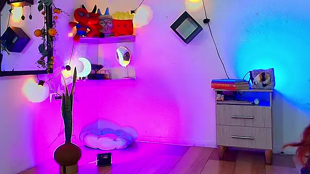 Snapshot of alisson_zafiro_ chatting on June 14, 2026, 3:19 am alisson zafiro online show from June 14, 2026, 3:19 am
