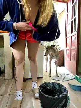 FlorBich online show from October 30, 2025, 5:35 pm