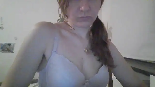 JasmineGlamour online show from November 22, 2025, 8:30 pm