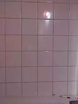 Snapshot of wedge75 chatting on December 3, 2024, 6:59 am wedge75 online show from December 3, 2024, 6:59 am