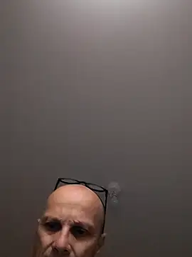 Snapshot of wedge75 chatting on November 14, 2025, 6:06 pm wedge75 online show from November 14, 2025, 6:06 pm