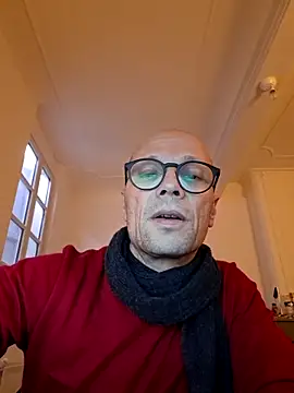 Snapshot of wedge75 chatting on December 20, 2025, 2:57 pm wedge75 online show from December 20, 2025, 2:57 pm