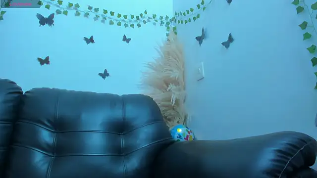 Snapshot of Amani_Bakir chatting on February 28, 2026, 12:17 pm Amani Bakir online show from February 28, 2026, 12:17 pm