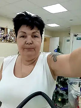 FantasyMichelle online show from December 30, 2024, 7:37 am