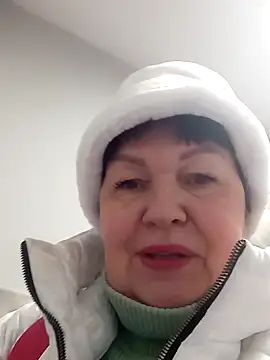 FantasyMichelle online show from January 10, 2025, 8:40 am