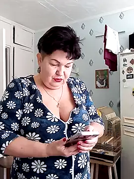 FantasyMichelle online show from February 22, 2025, 7:45 am