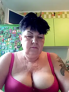 FantasyMichelle online show from March 5, 2025, 10:00 am