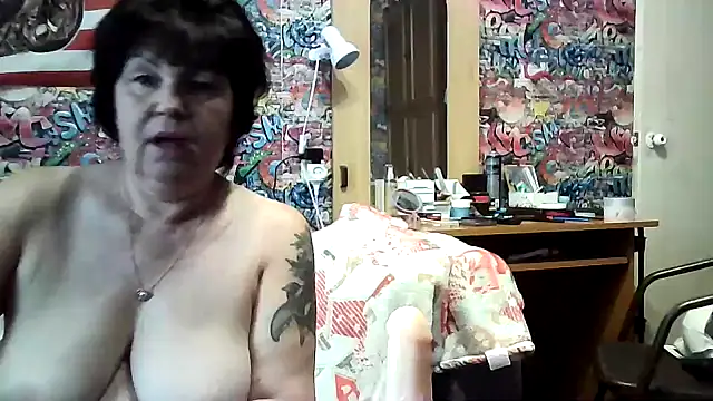 Snapshot of FantasyMichelle chatting on May 22, 2026, 3:06 pm FantasyMichelle online show from May 22, 2026, 3:06 pm