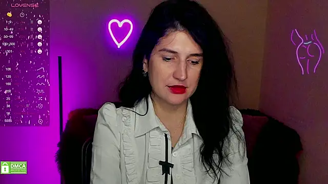 Alianna Solo Kisses online show from January 22, 2025, 9:46 am