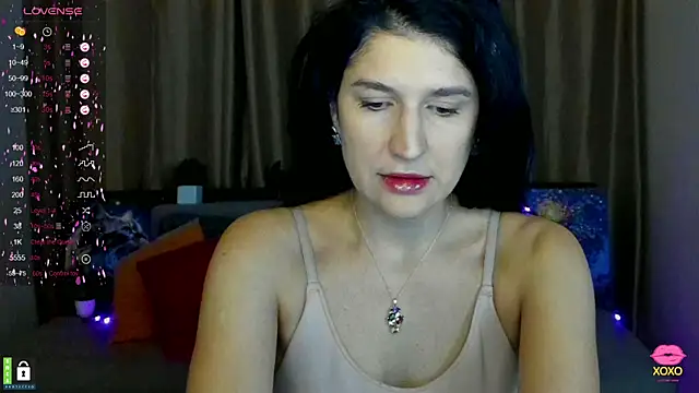 Alianna Solo Kisses online show from February 13, 2025, 6:30 am