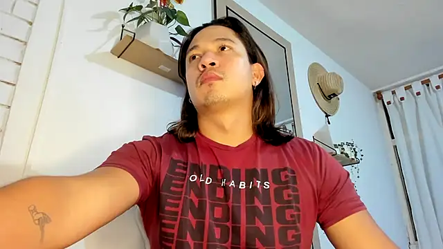 Valerioe online show from September 30, 2025, 3:22 am