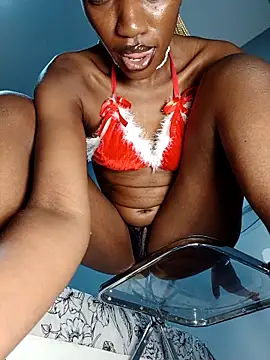 Snapshot of kinkybeby chatting on December 21, 2025, 5:42 pm kinkybeby online show from December 21, 2025, 5:42 pm