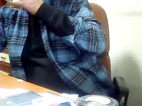 zormen355 online show from May 16, 2026, 2:49 pm