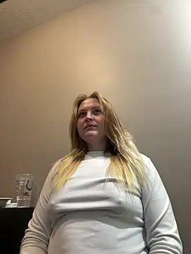 PhatAssBlond online show from December 15, 2024, 12:29 am