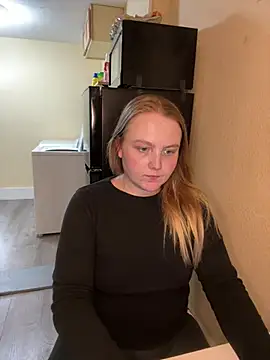 PhatAssBlond online show from February 5, 2025, 11:17 pm