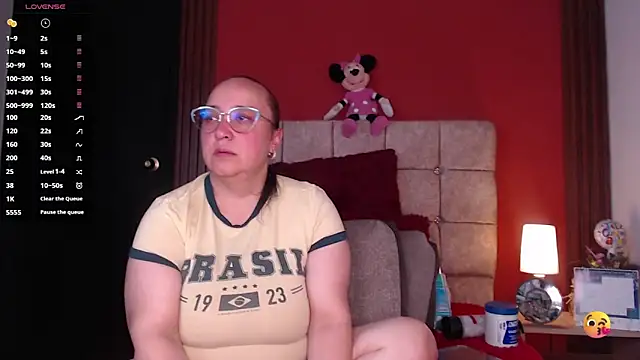 Natasha26  online show from October 21, 2025, 7:14 pm