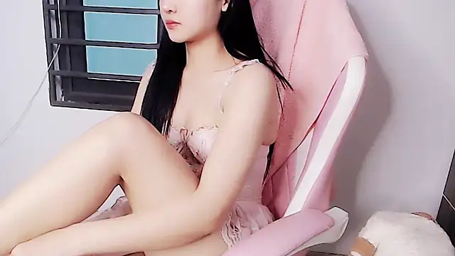 Snapshot of phuong-anh1709 chatting on February 10, 2026, 5:11 am phuong-anh1709 online show from February 10, 2026, 5:11 am