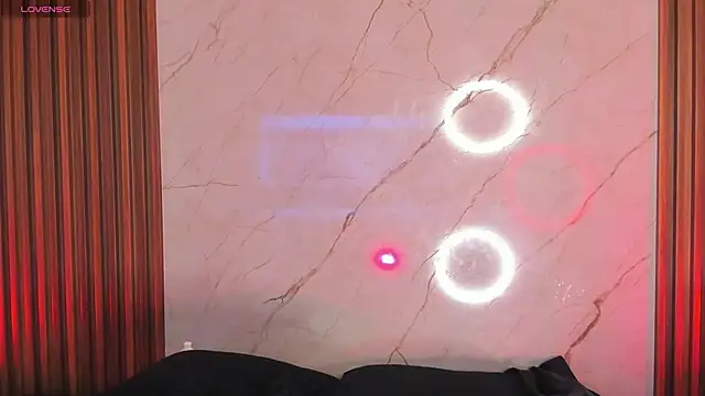 Emiilycollins online show from December 28, 2024, 12:57 am