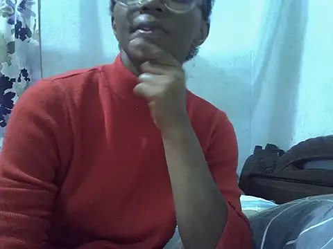 ElianeHot online show from May 28, 2026, 3:31 pm