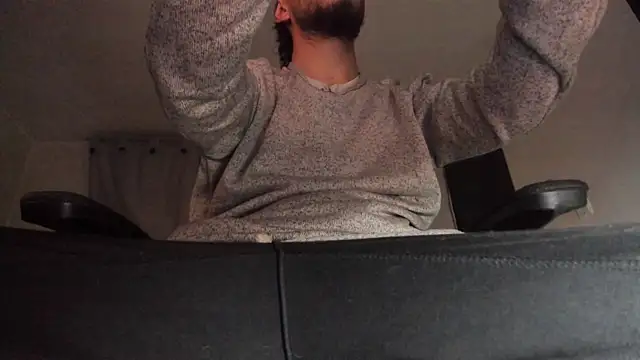 s sven03 online show from September 22, 2025, 3:52 am