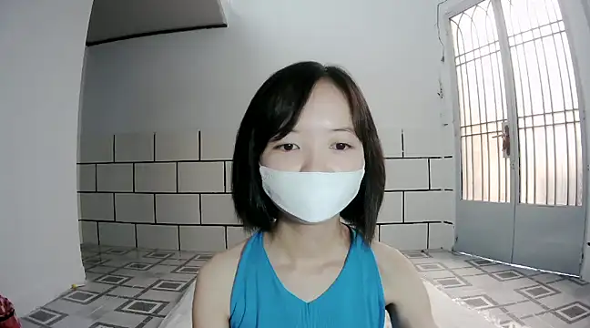 Kissdy online show from January 4, 2025, 8:28 am