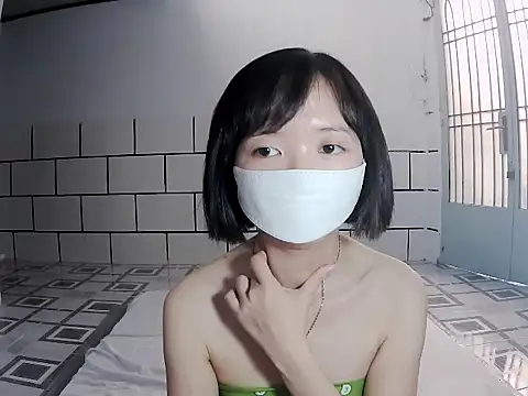 Kissdy online show from March 12, 2025, 9:23 am