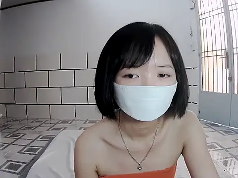 Kissdy online show from March 13, 2025, 6:37 am