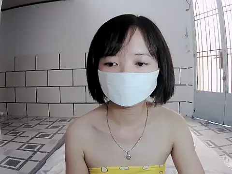 Kissdy online show from March 18, 2025, 6:03 am