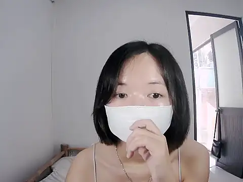 Kissdy online show from October 17, 2025, 8:17 am