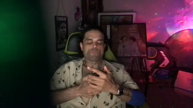 GForceSavage online show from May 21, 2026, 8:21 am